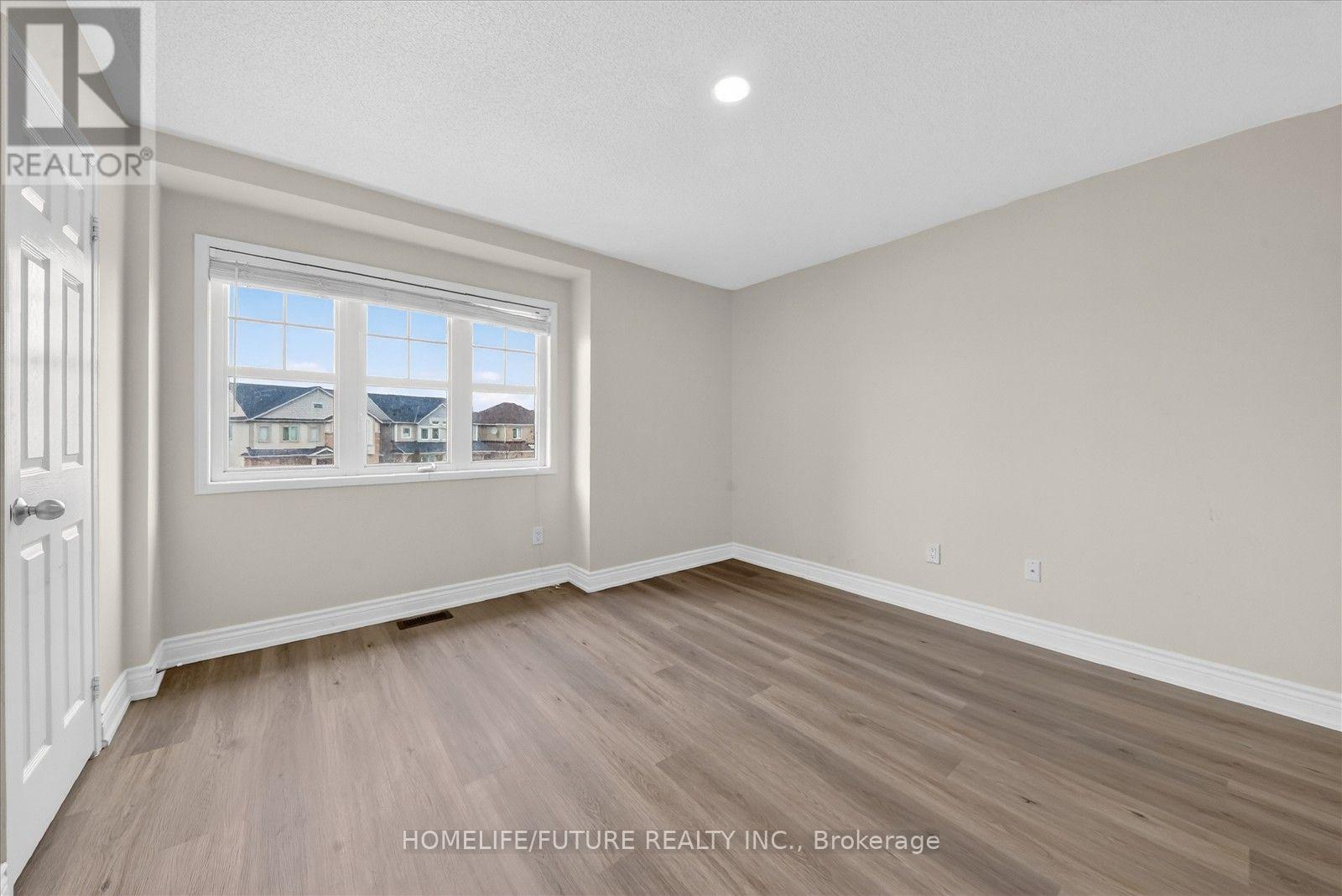 939 Miller Park Avenue Property Photo 26