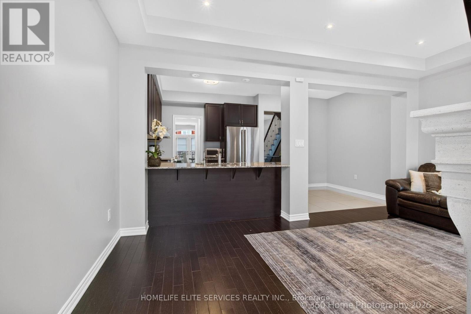 70 Farooq Boulevard Property Photo 5