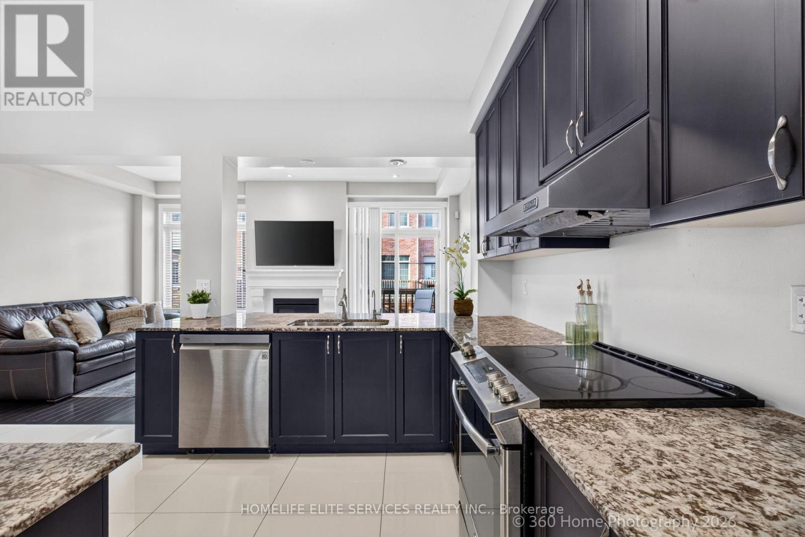 70 Farooq Boulevard Property Photo 11