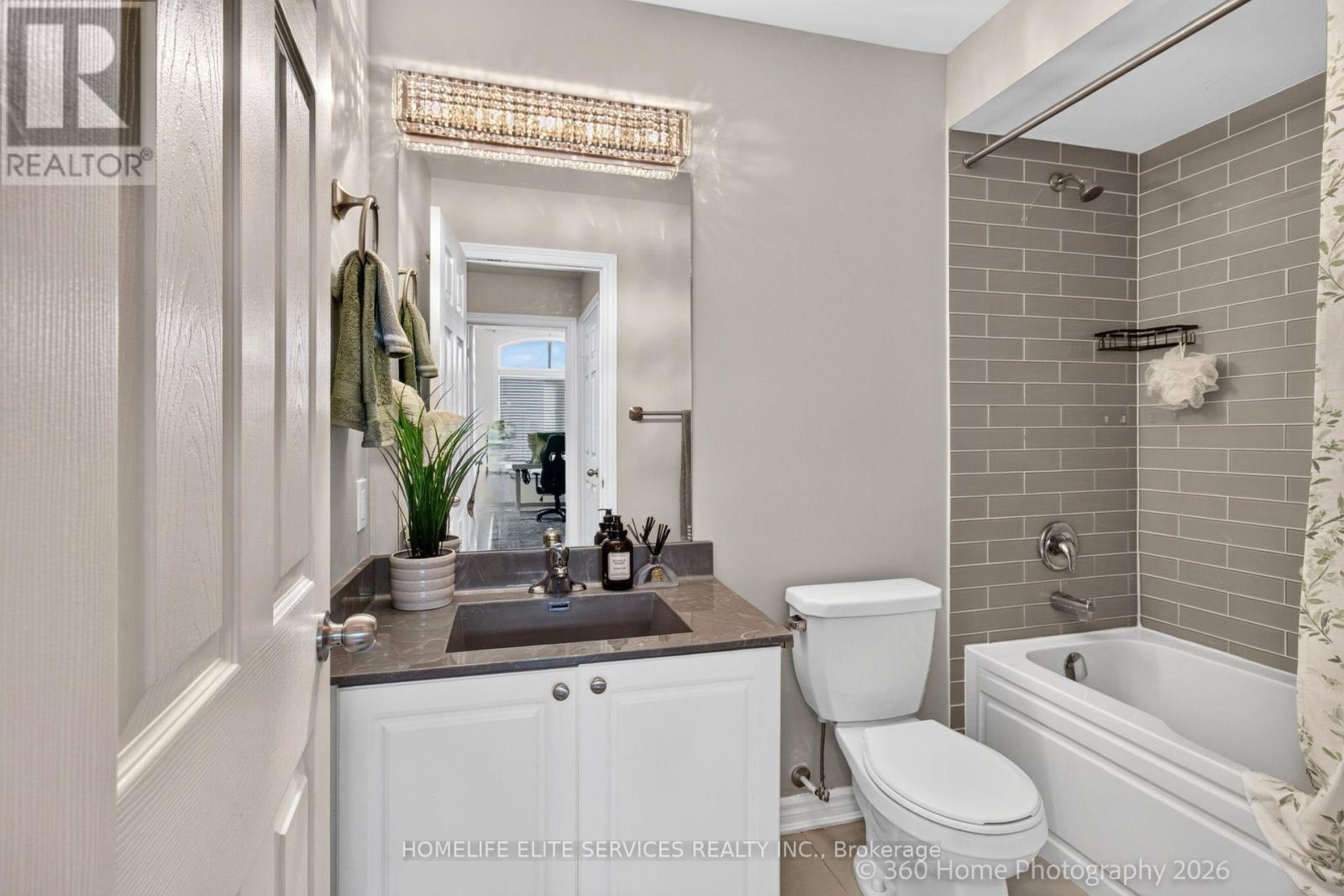 70 Farooq Boulevard Property Photo 14
