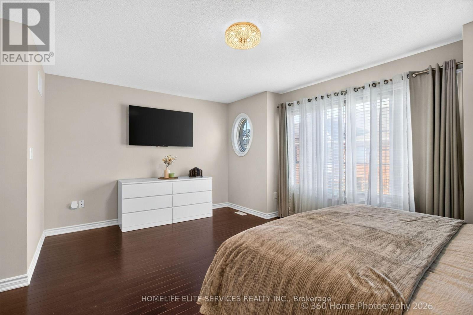 70 Farooq Boulevard Property Photo 16