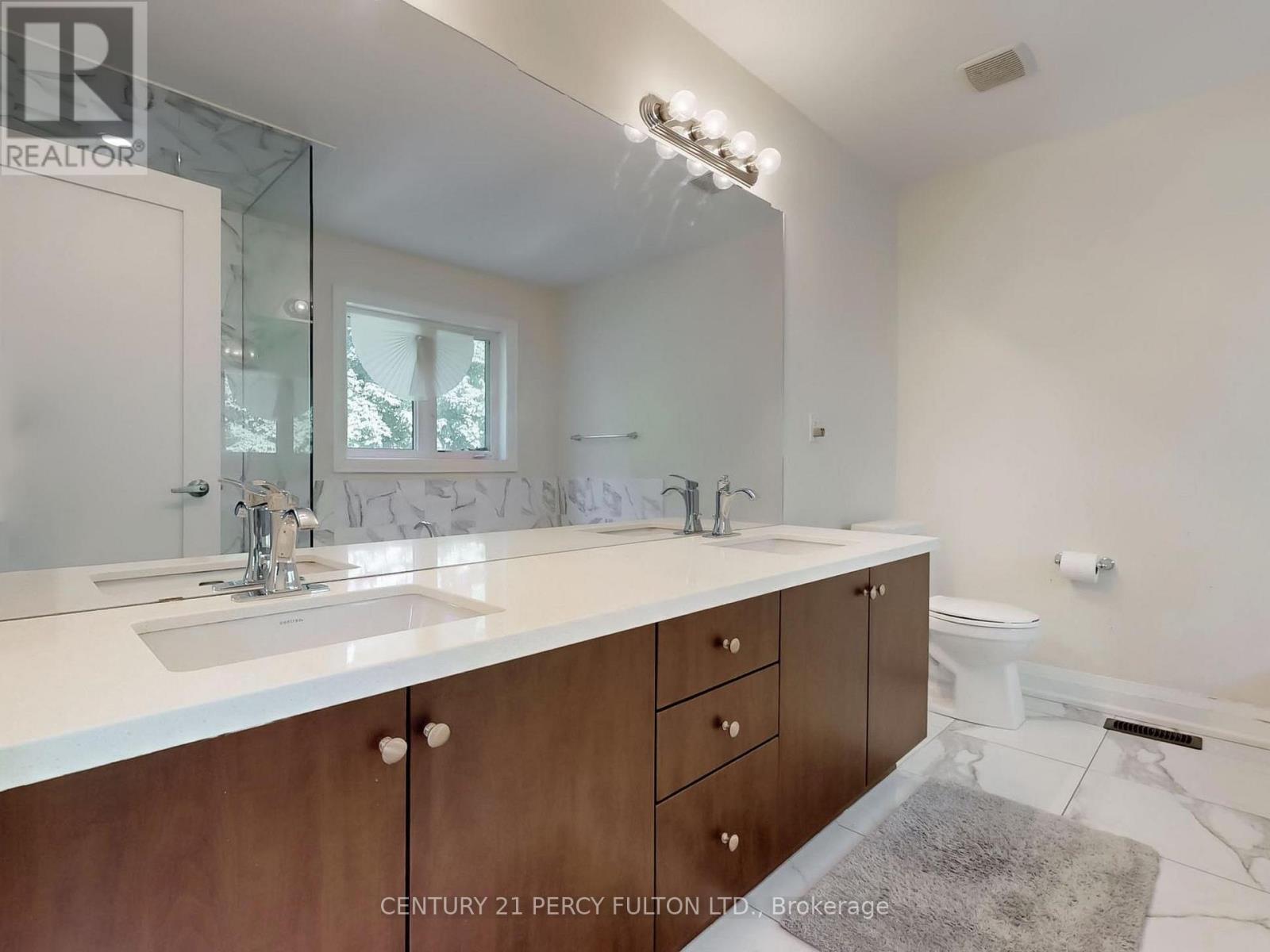 47 Mohandas Drive Property Photo 17