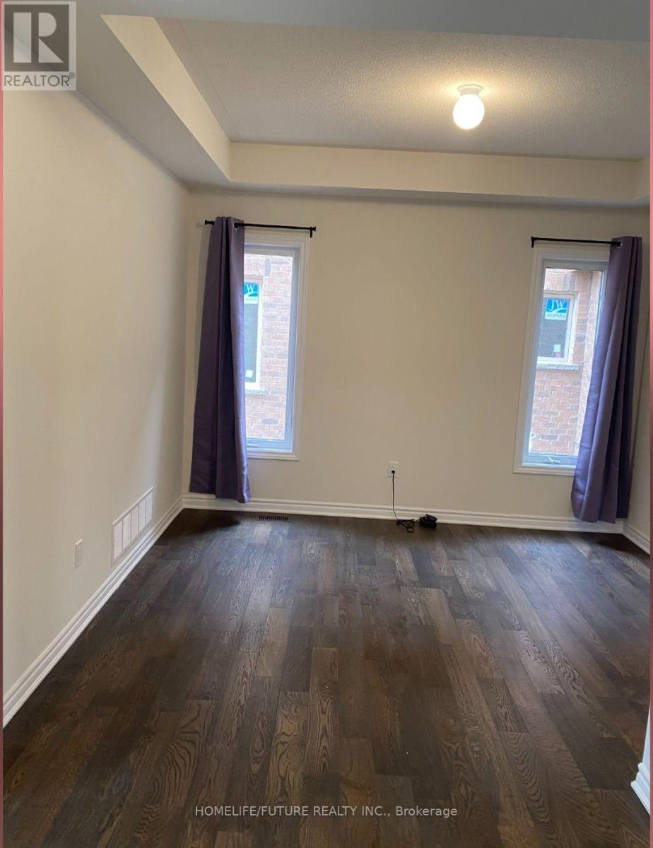 40 Terry Clayton Avenue Property Photo 2