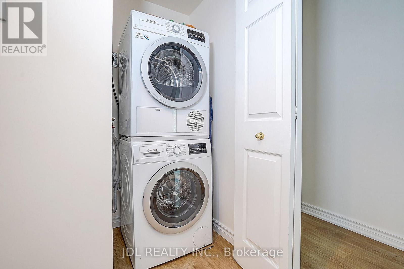 219 - 7825 Bayview Avenue Property Photo 33