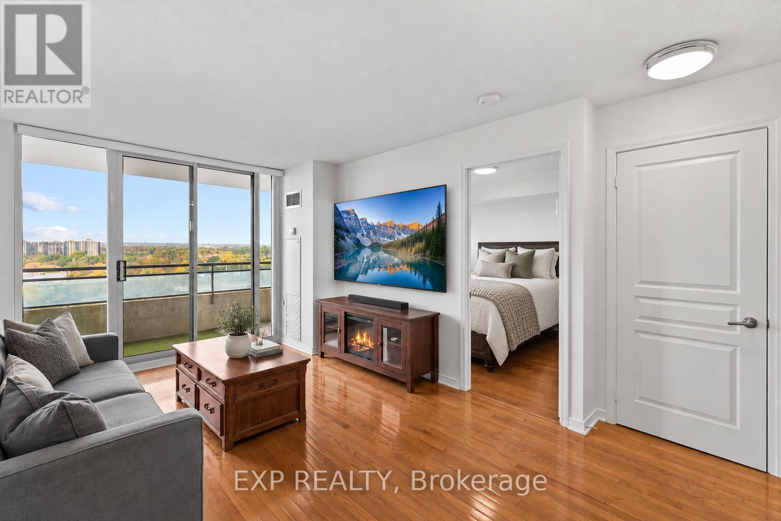 1214 - 350 Red Maple Road Property Photo 1