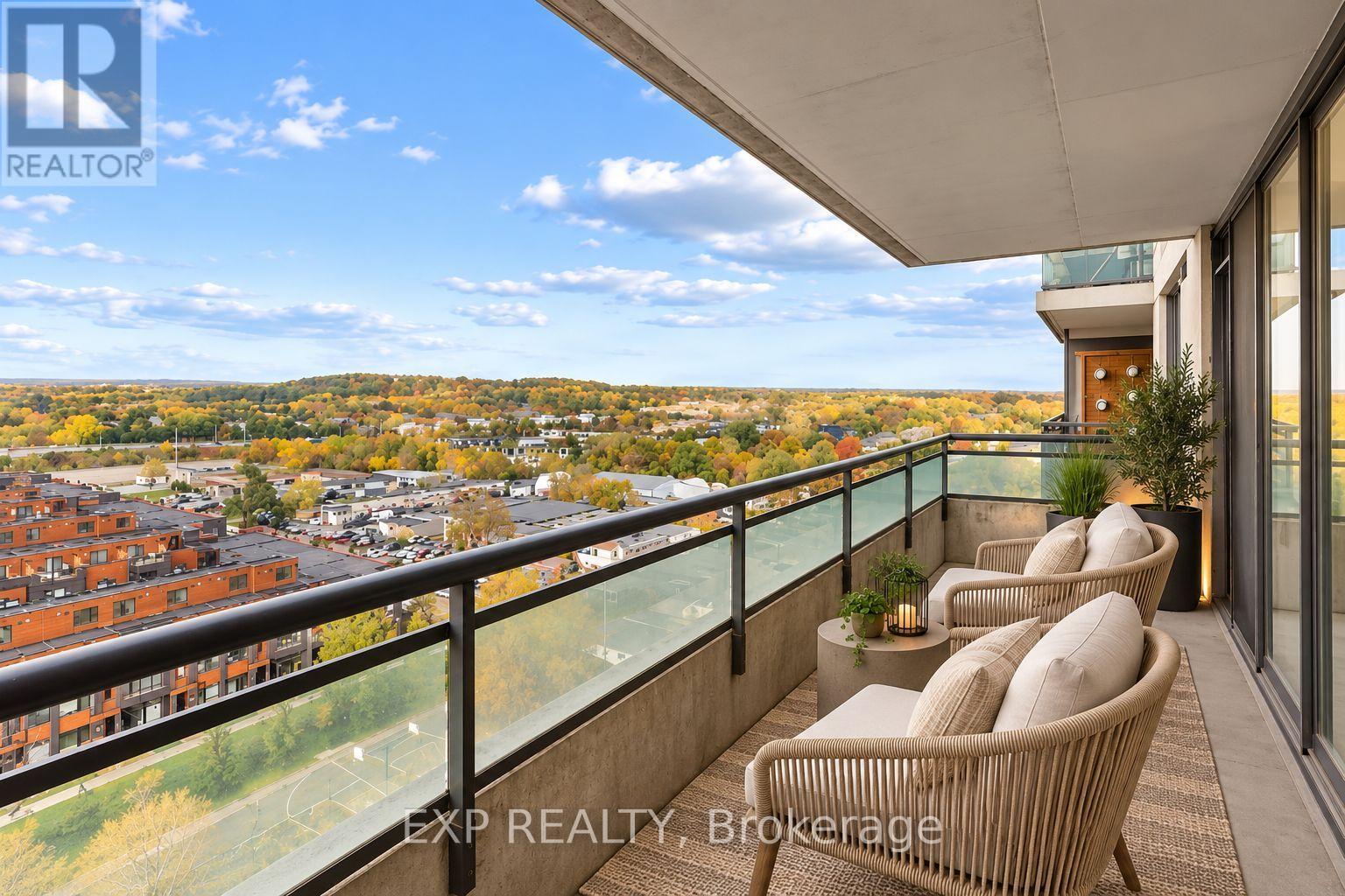 1214 - 350 Red Maple Road Property Photo 8