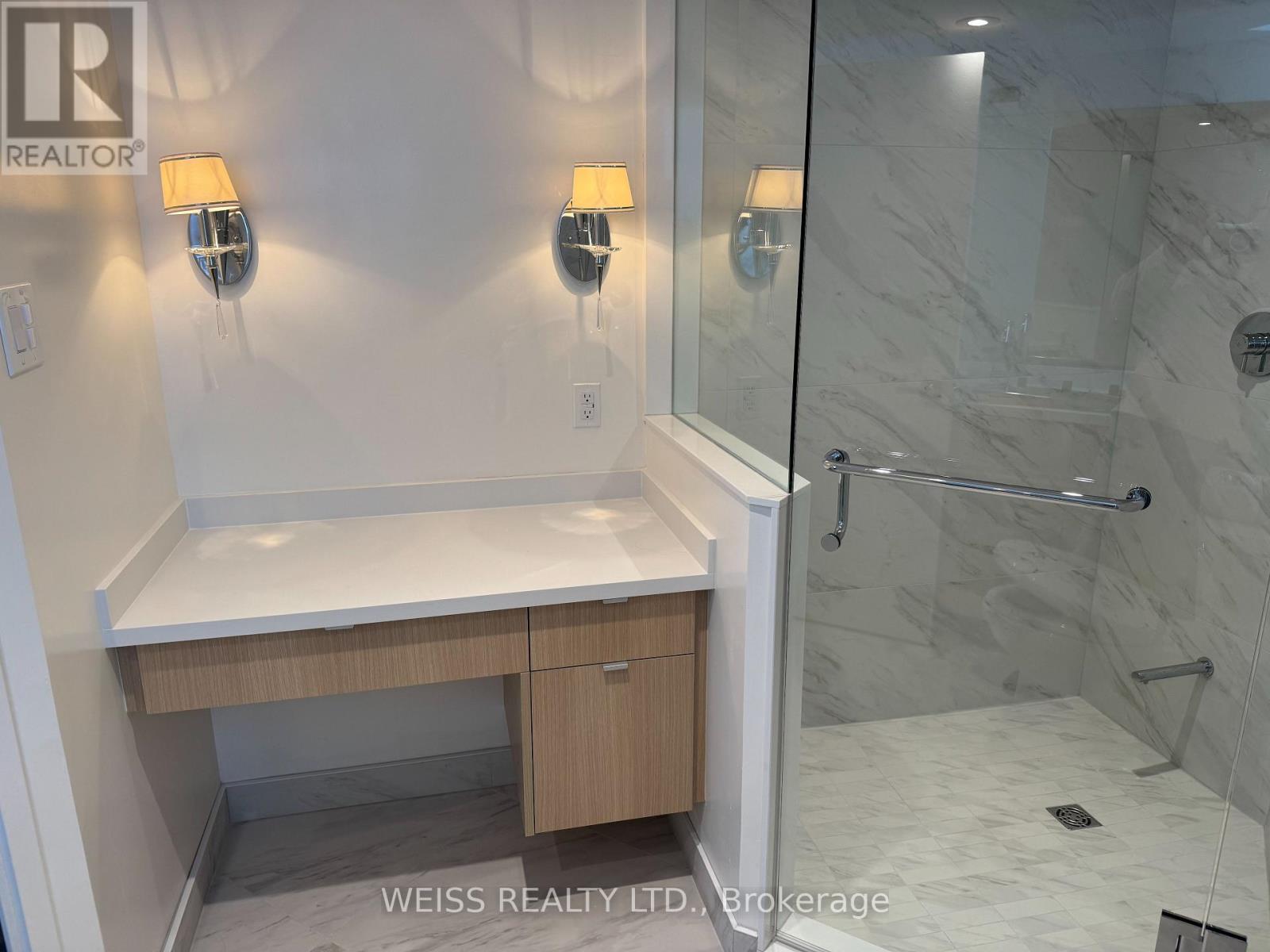 904 - 7460 Bathurst Street Property Photo 12
