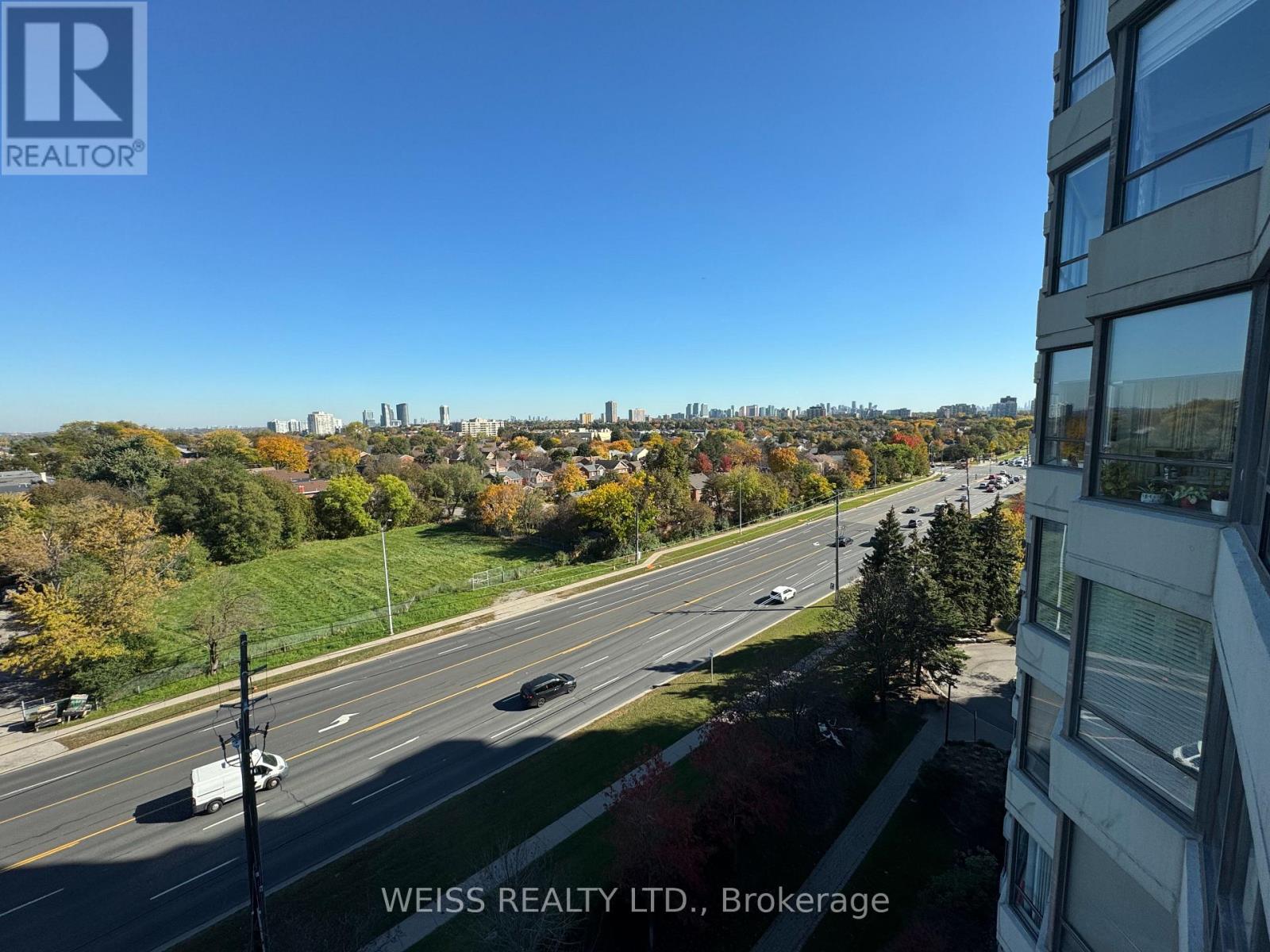 904 - 7460 Bathurst Street Property Photo 20