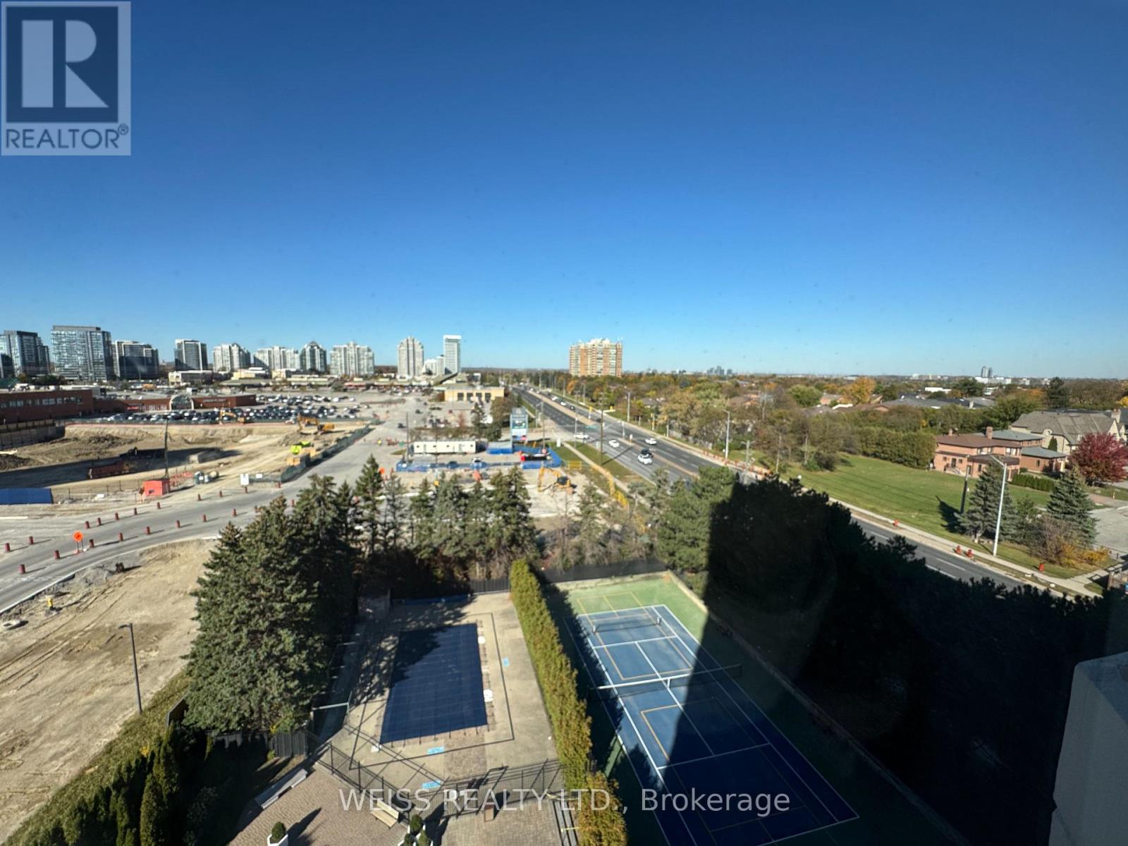 904 - 7460 Bathurst Street Property Photo 21