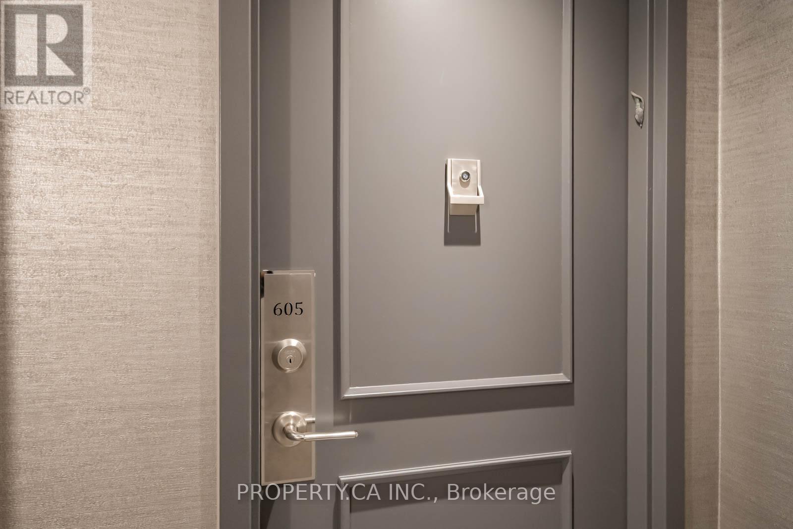 605 - 7460 Bathurst Street Property Photo 2