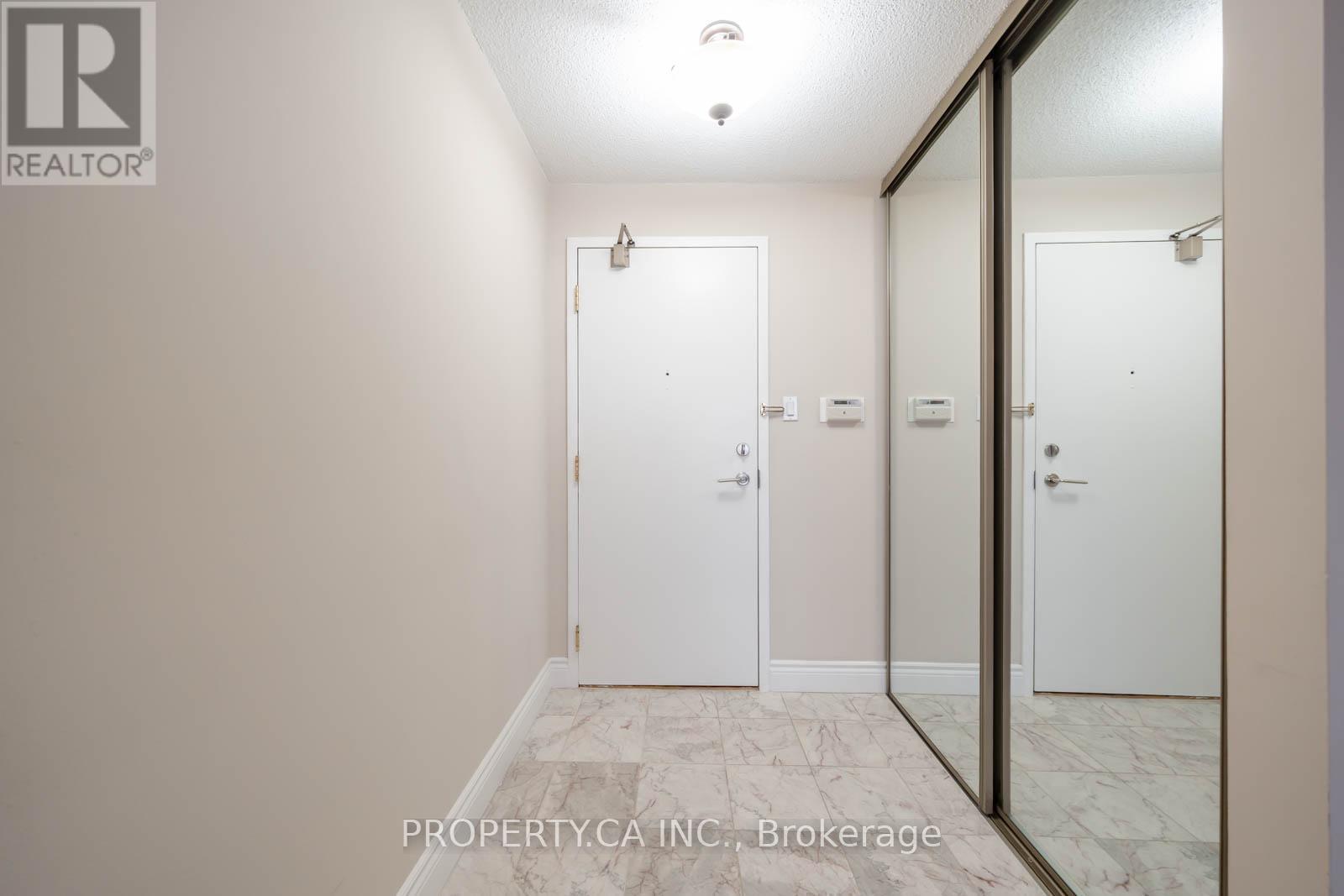 605 - 7460 Bathurst Street Property Photo 3