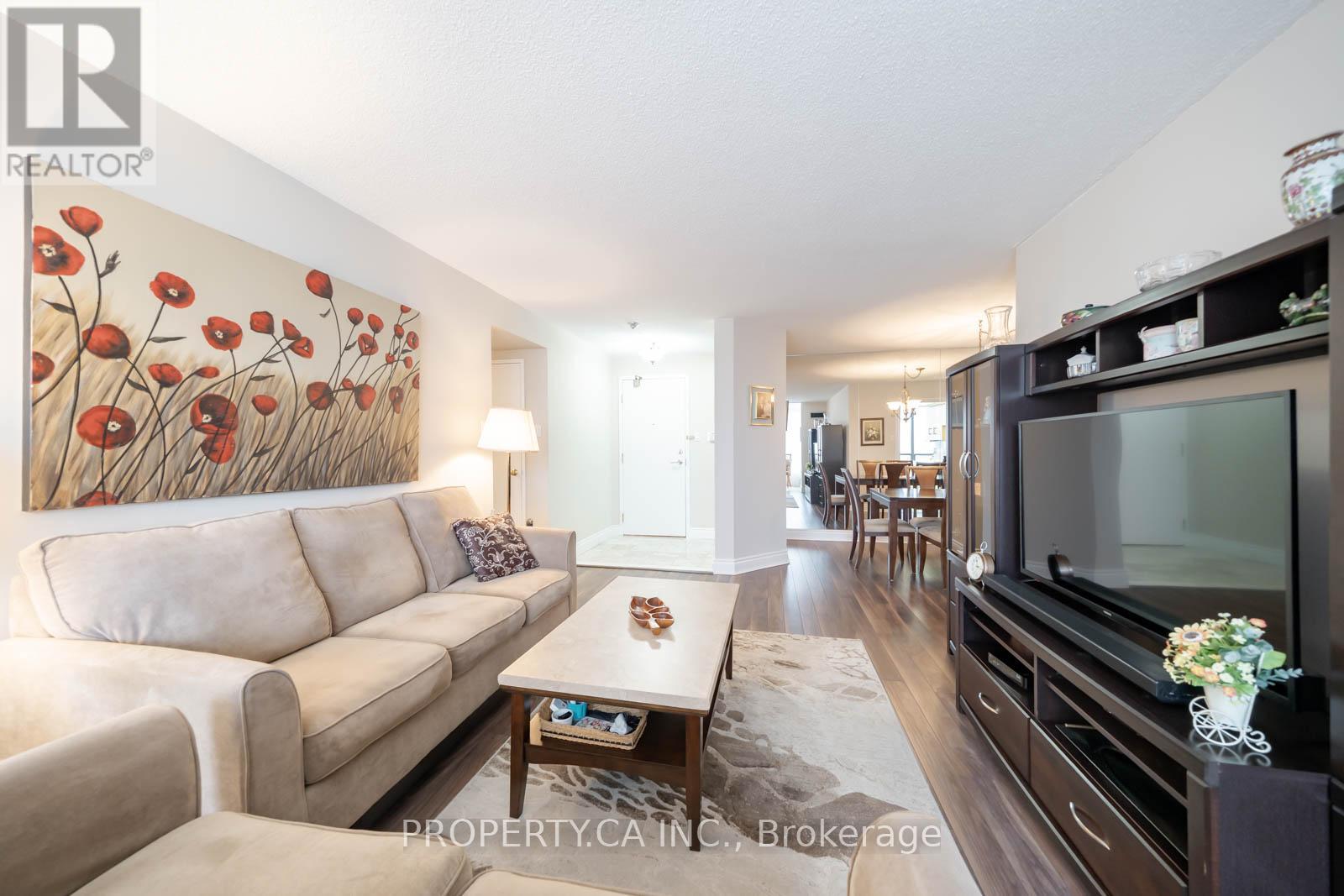 605 - 7460 Bathurst Street Property Photo 10