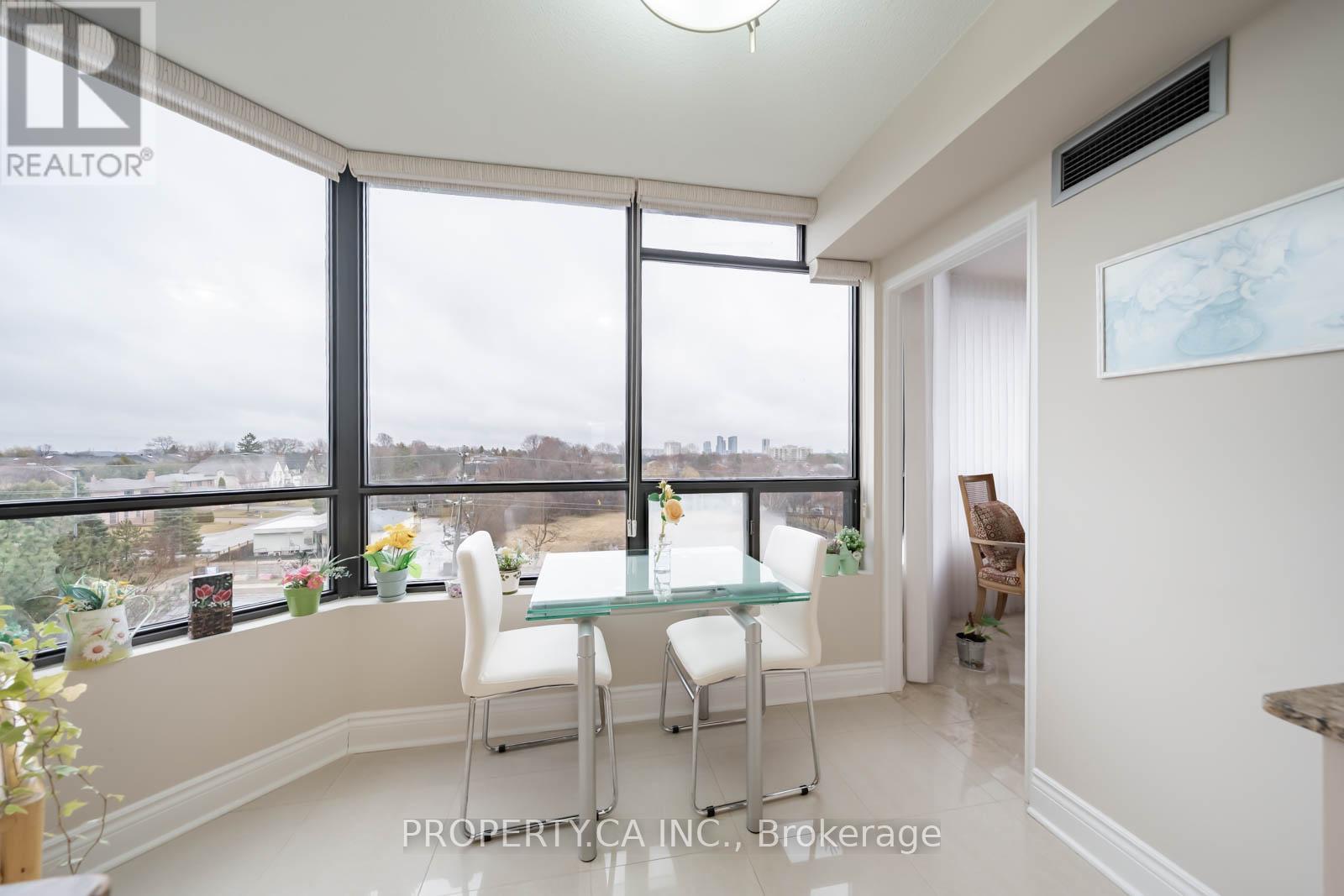 605 - 7460 Bathurst Street Property Photo 17
