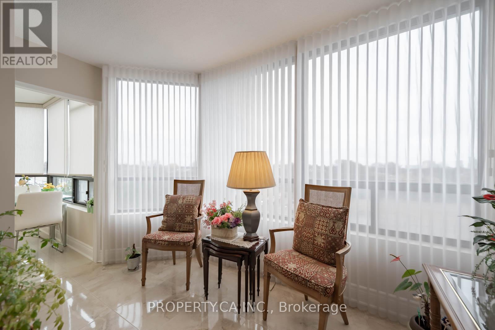 605 - 7460 Bathurst Street Property Photo 22