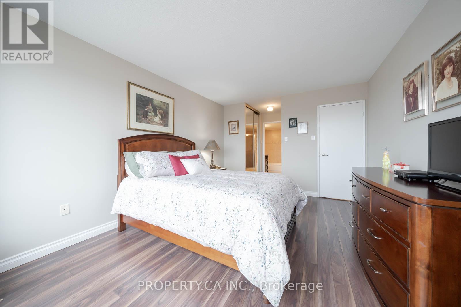 605 - 7460 Bathurst Street Property Photo 24
