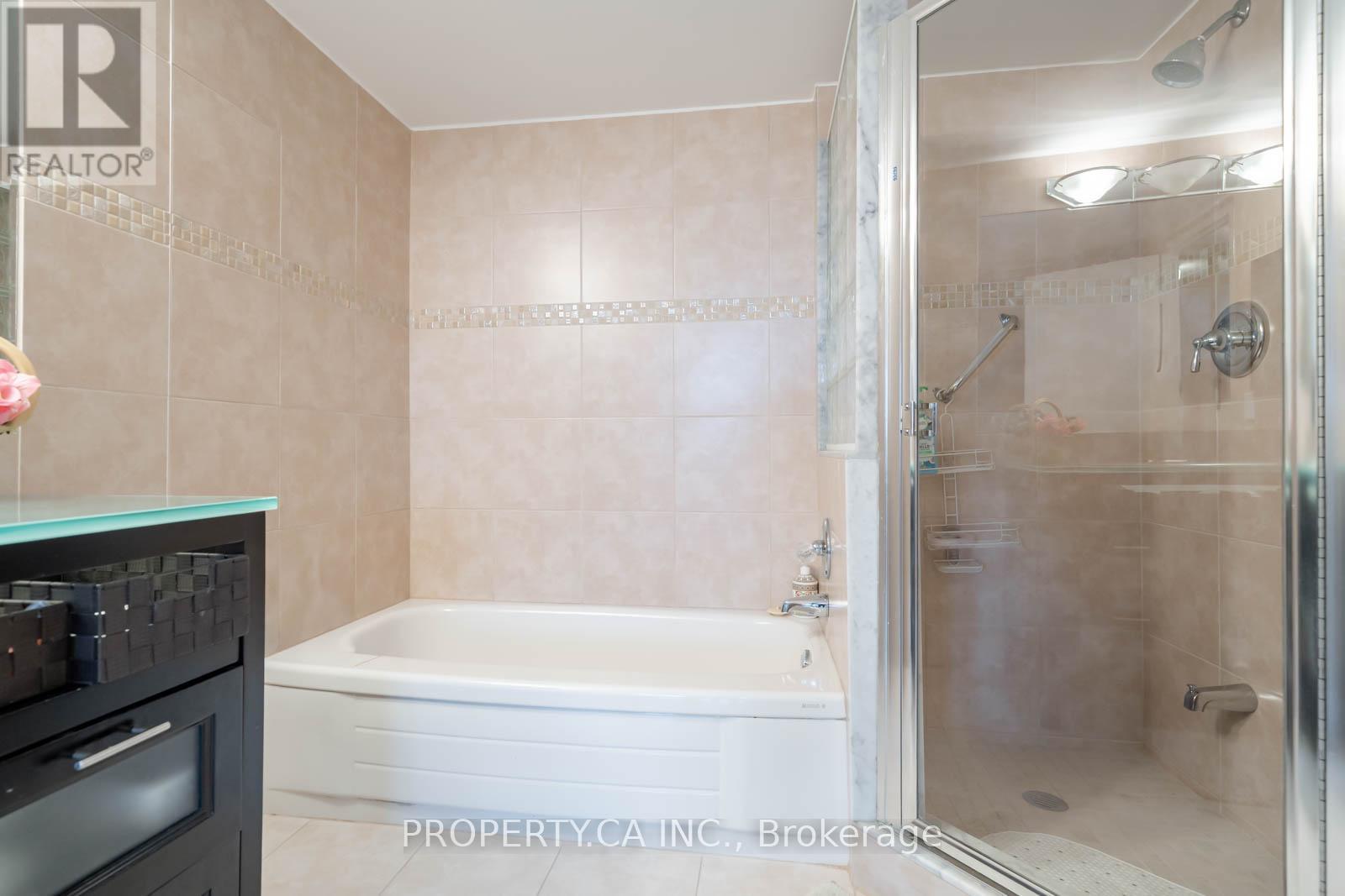 605 - 7460 Bathurst Street Property Photo 33
