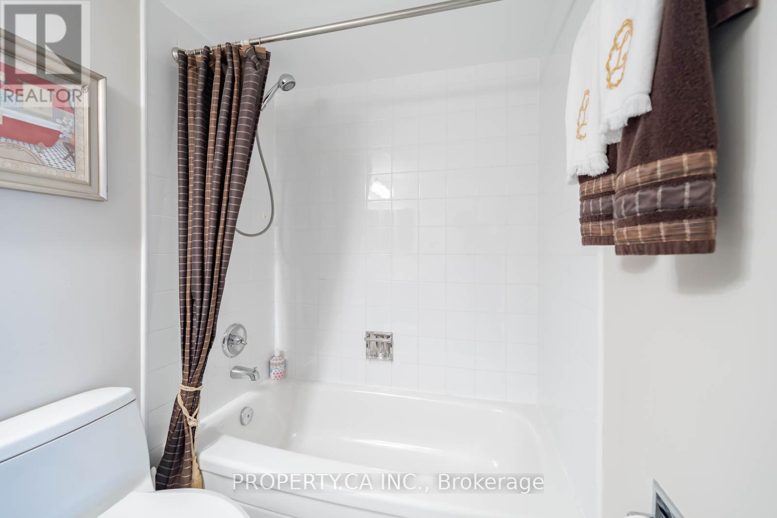 605 - 7460 Bathurst Street Property Photo 36
