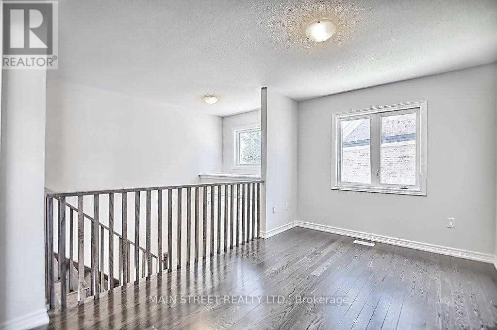 1283 Blackmore Street E Property Photo 18