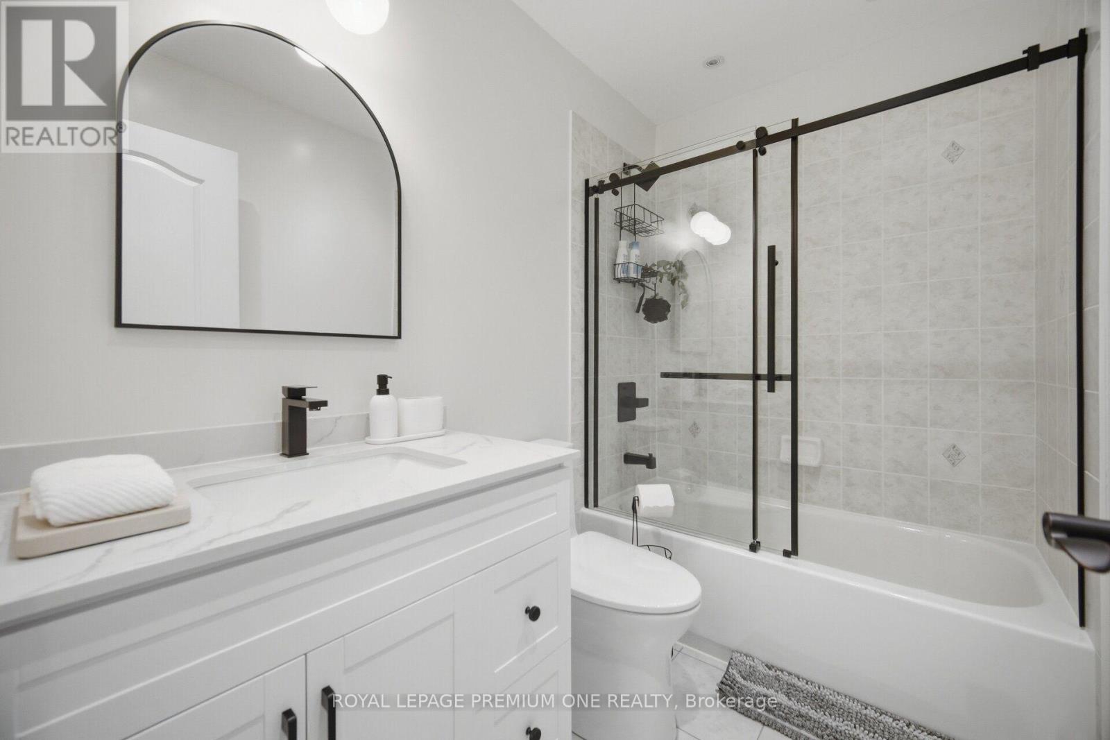 169 Venice Gate Drive Property Photo 32