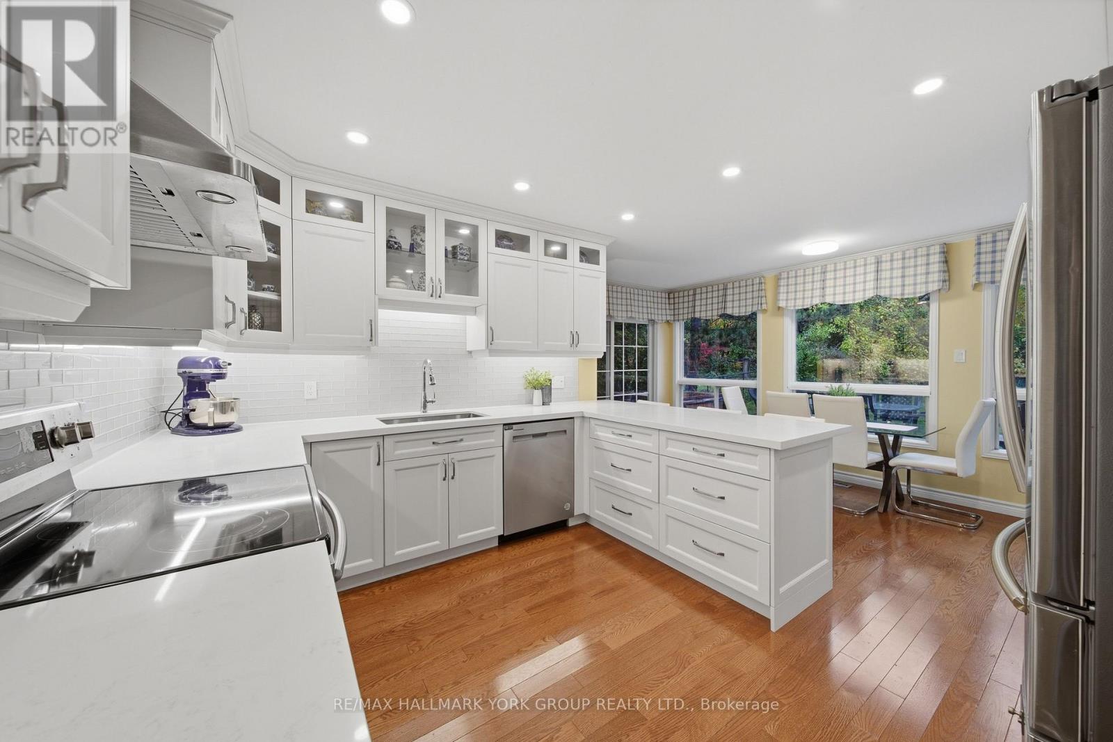 38 Lanewood Drive Property Photo 9