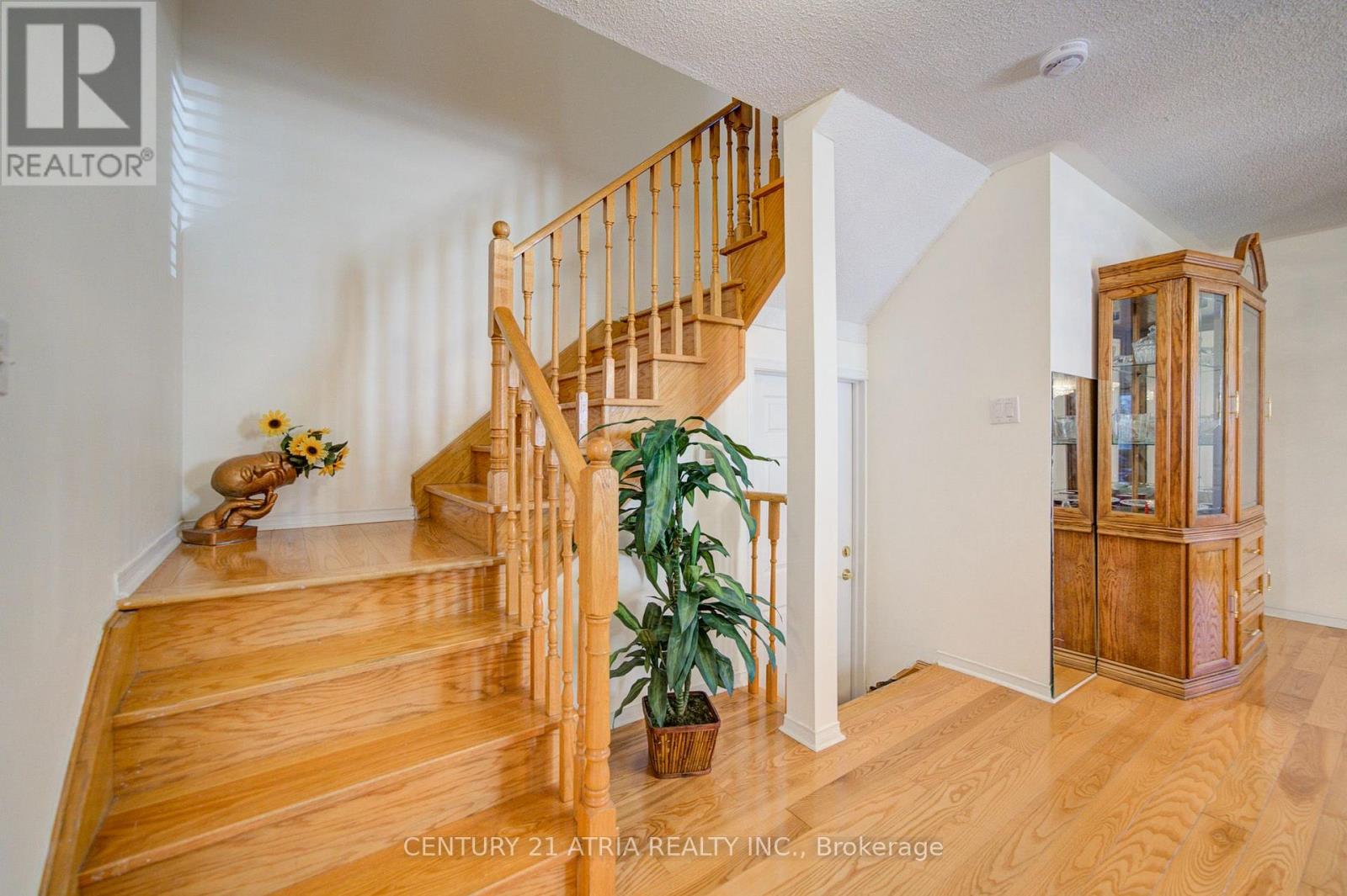 51 Kalmar Crescent Property Photo 12