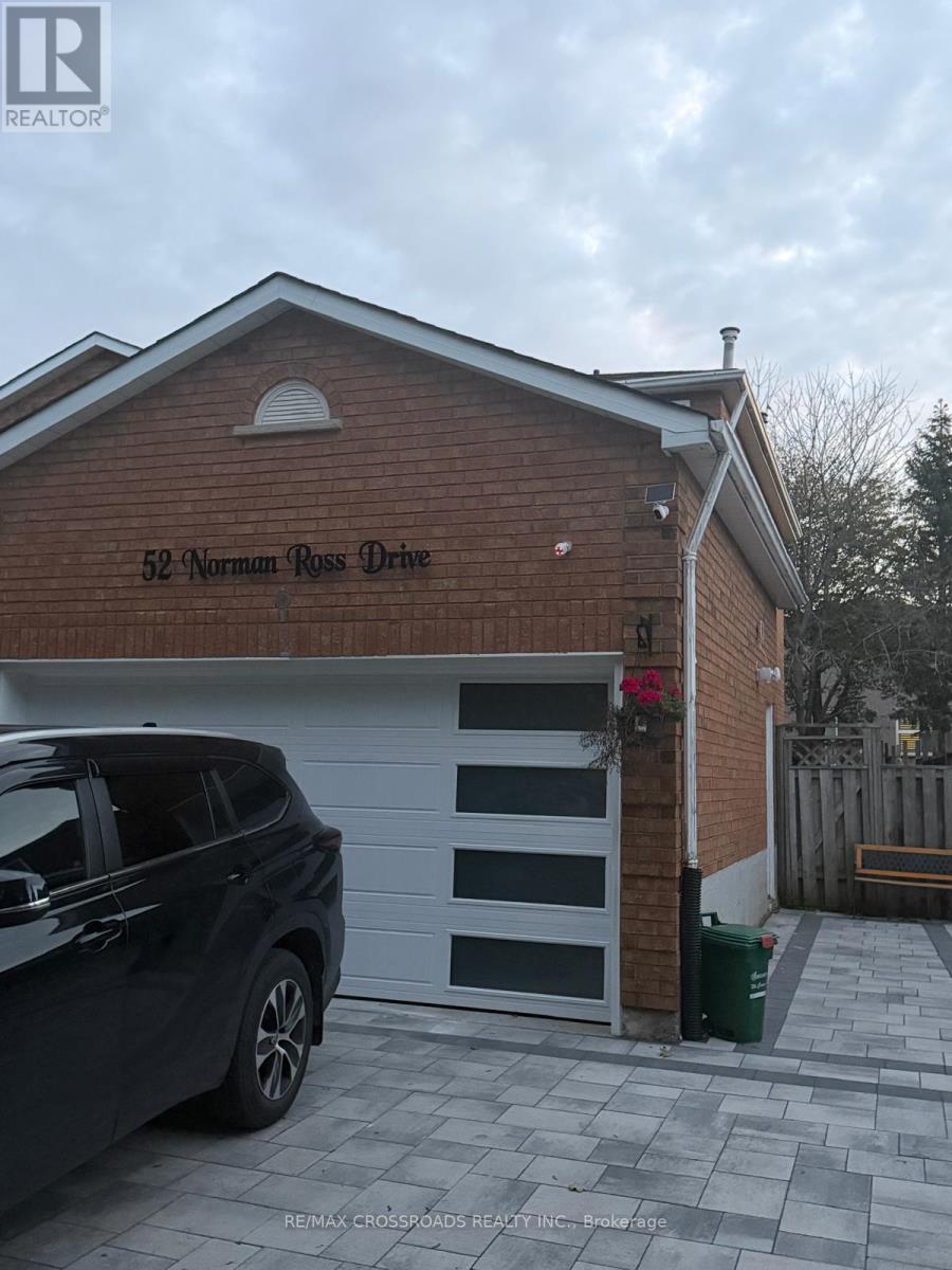 52 Norman Ross Drive Property Photo 1