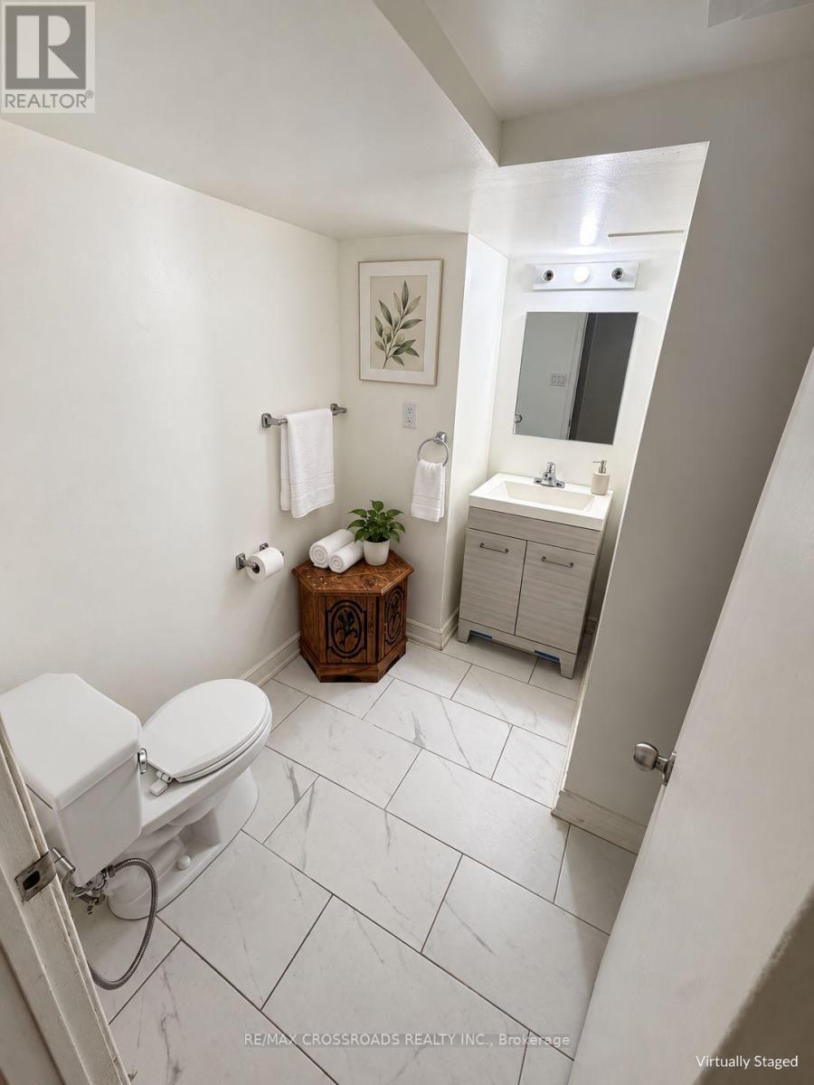 52 Norman Ross Drive Property Photo 6