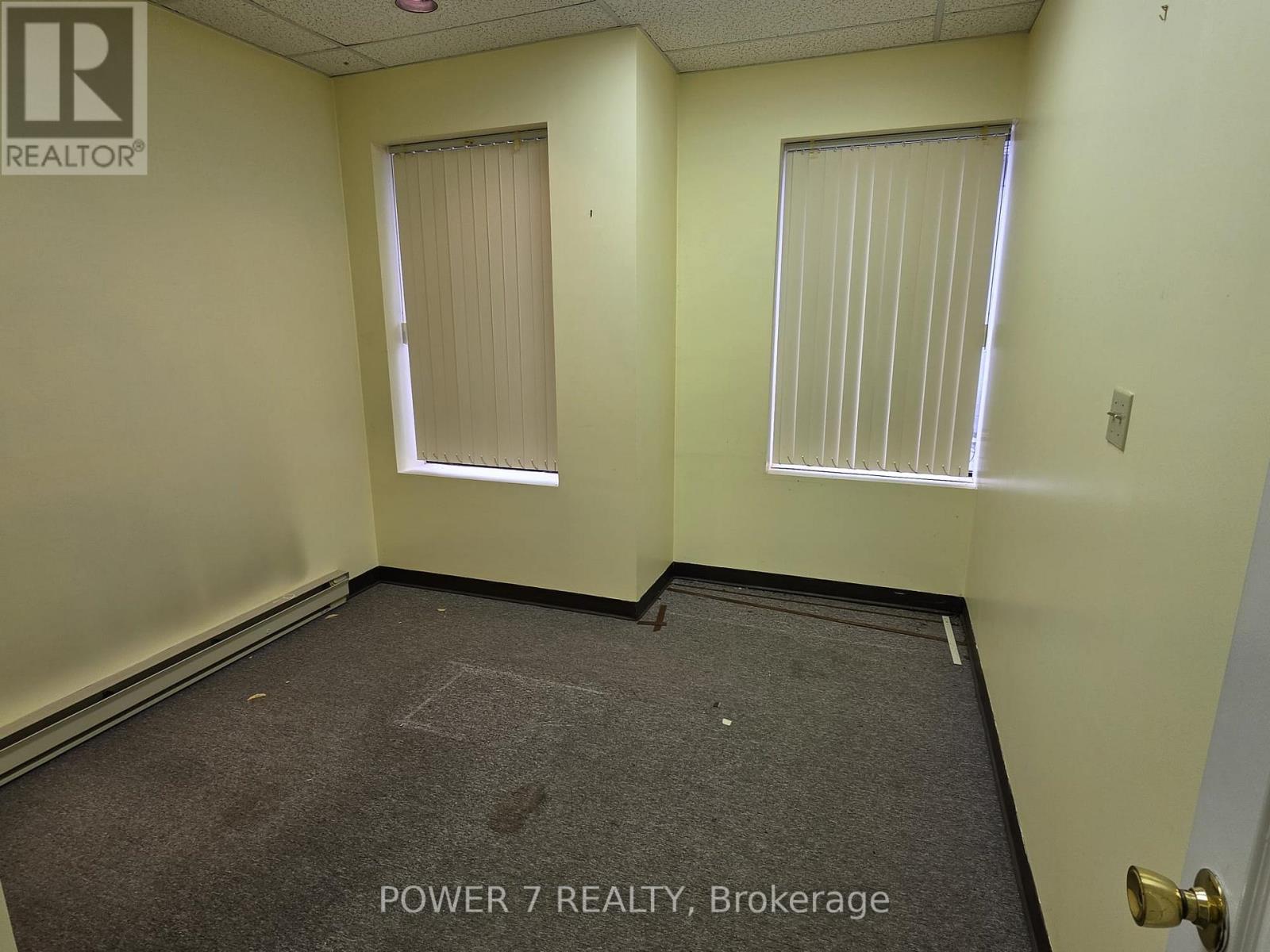 6 - 91 Anderson Avenue Property Photo 8
