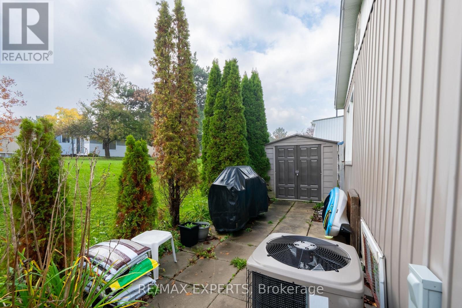77 Linden Lane Property Photo 8