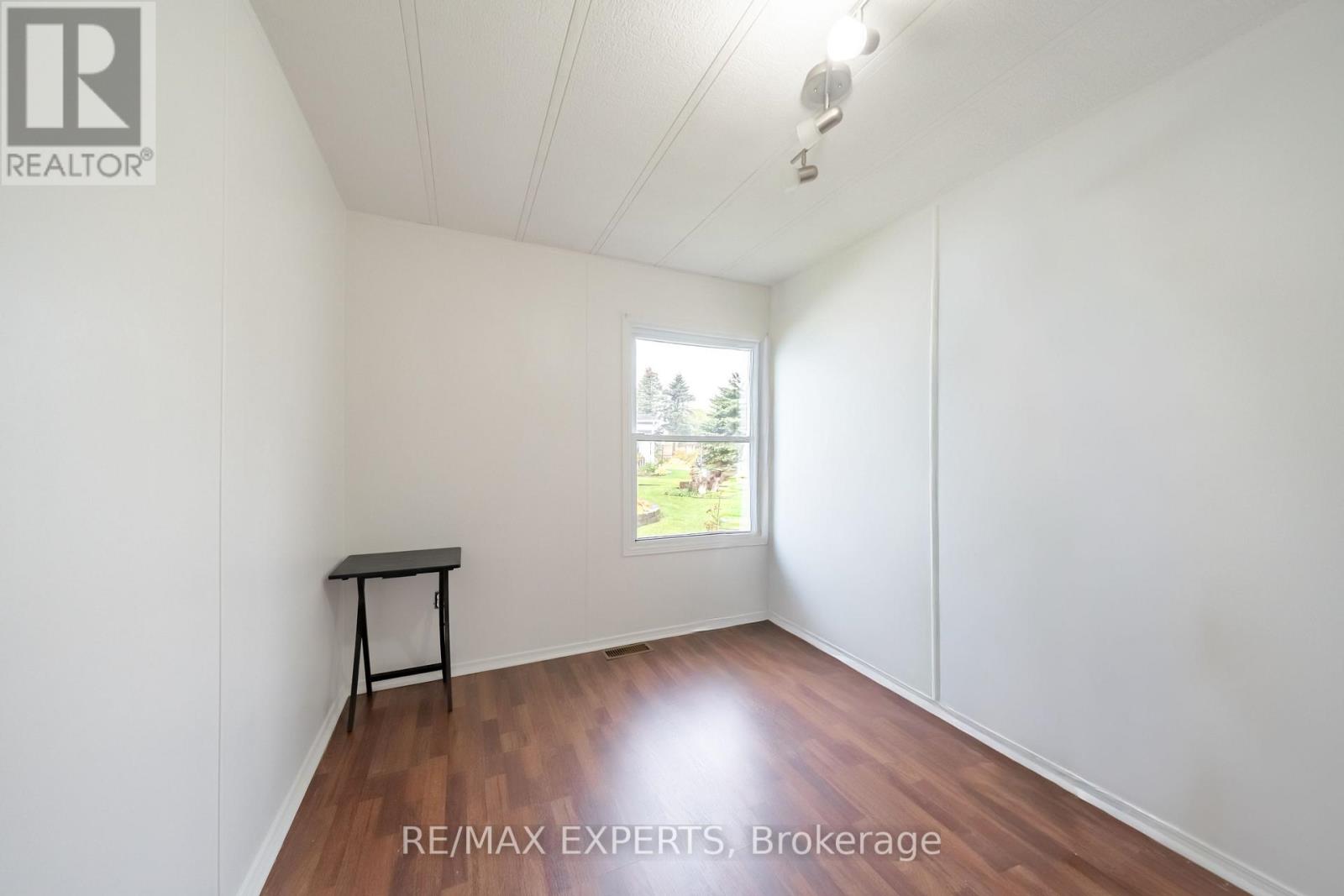 77 Linden Lane Property Photo 10