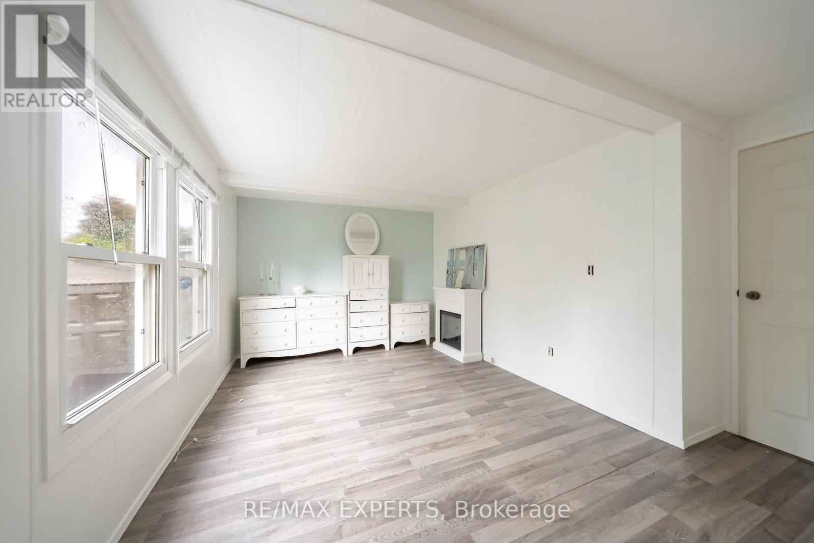 77 Linden Lane Property Photo 15