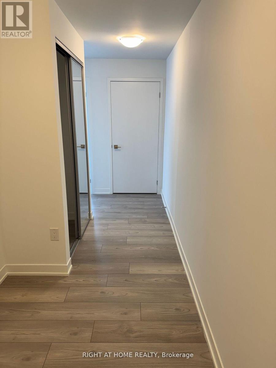 2305 - 474 Caldari Road Property Photo 10