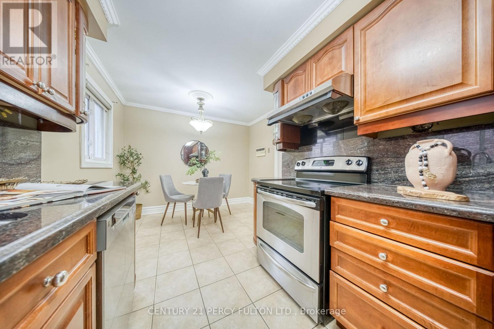109 Swinton Crescent Property Photo 14