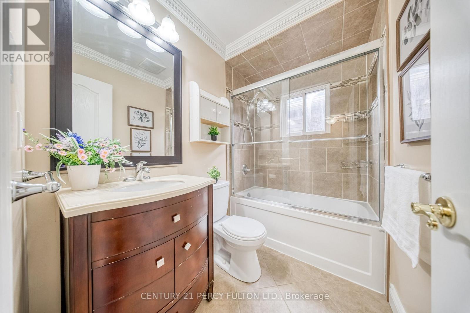 109 Swinton Crescent Property Photo 25