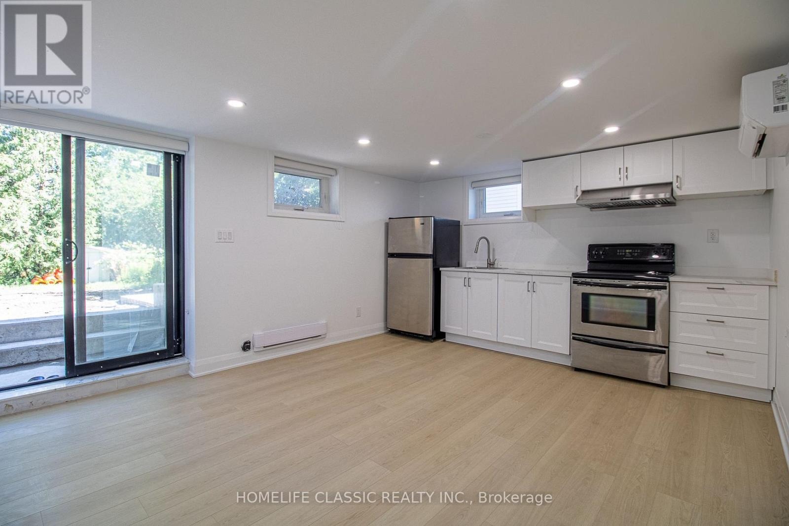 Lower Level - 88 Highland Park Boulevard Property Photo 2