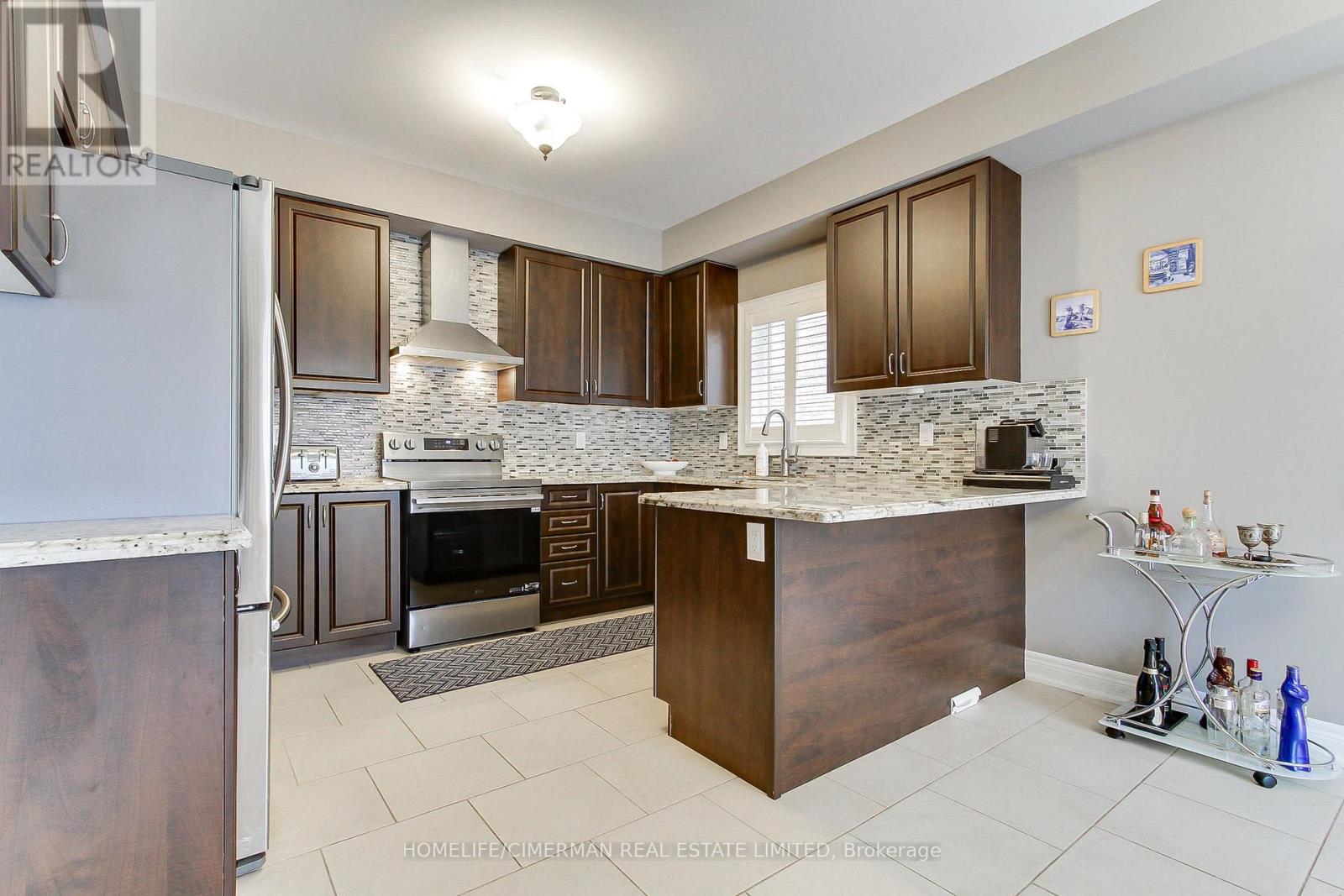 88 Chelsea Crescent Property Photo 14