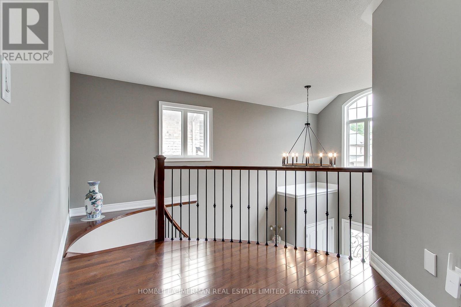 88 Chelsea Crescent Property Photo 23