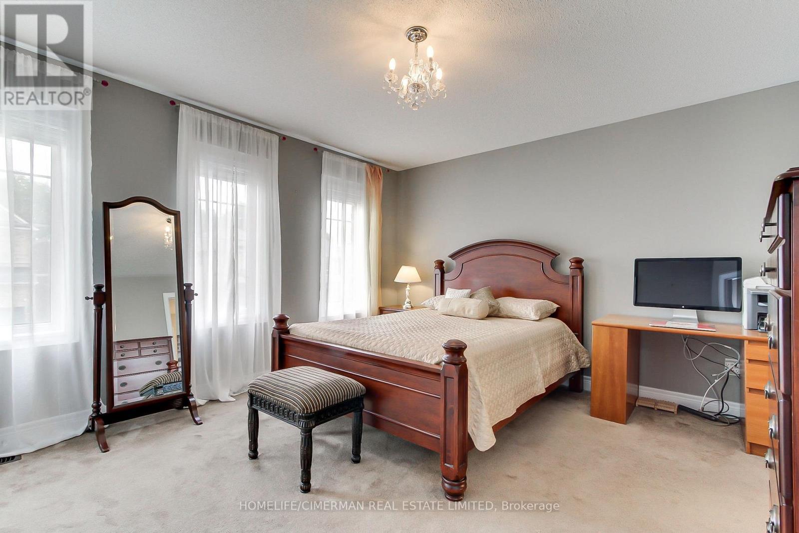 88 Chelsea Crescent Property Photo 24