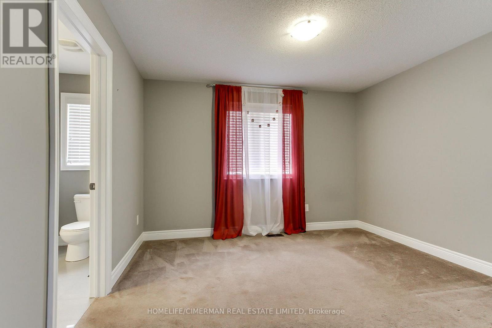 88 Chelsea Crescent Property Photo 36