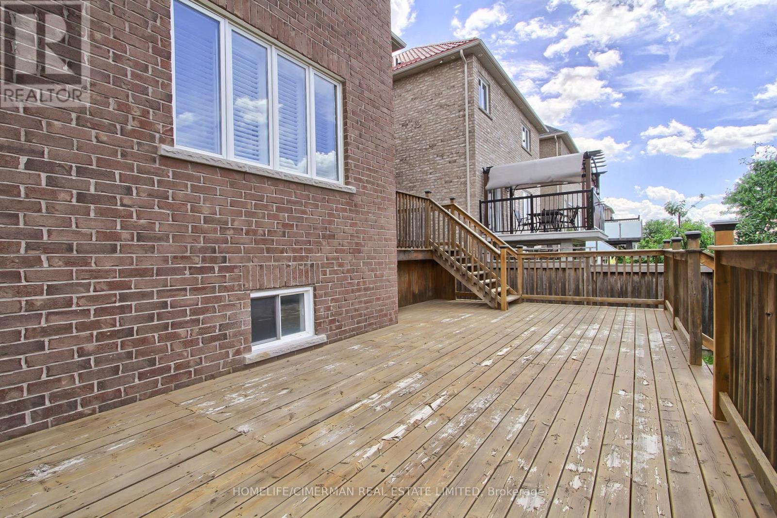 88 Chelsea Crescent Property Photo 40