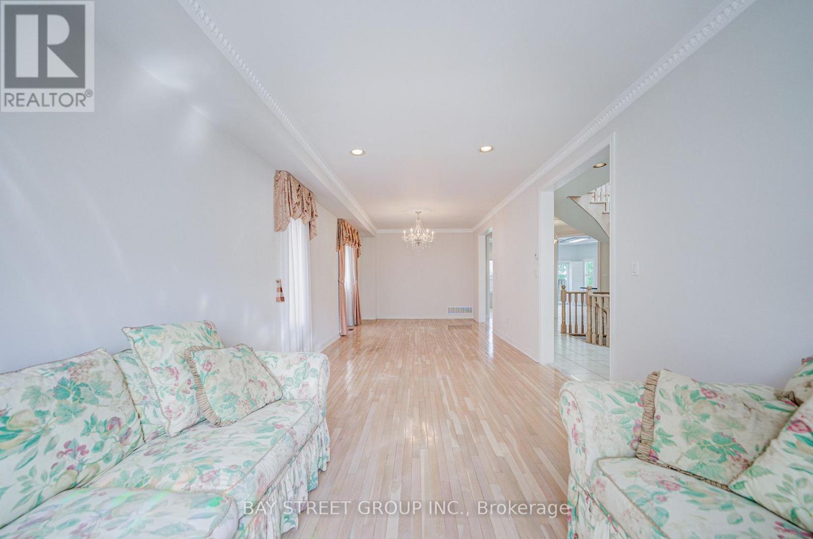 13 Pembrooke Road Property Photo 10