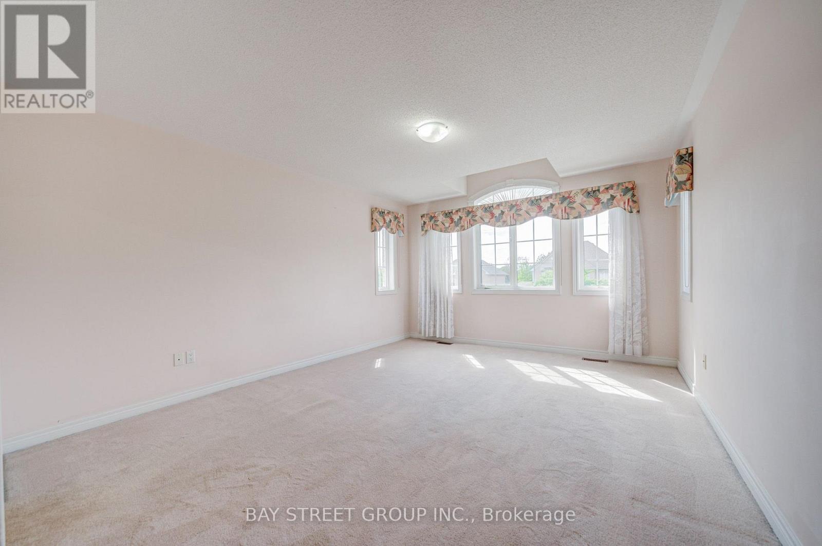 13 Pembrooke Road Property Photo 36