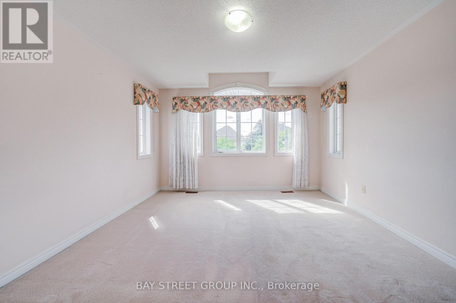 13 Pembrooke Road Property Photo 39