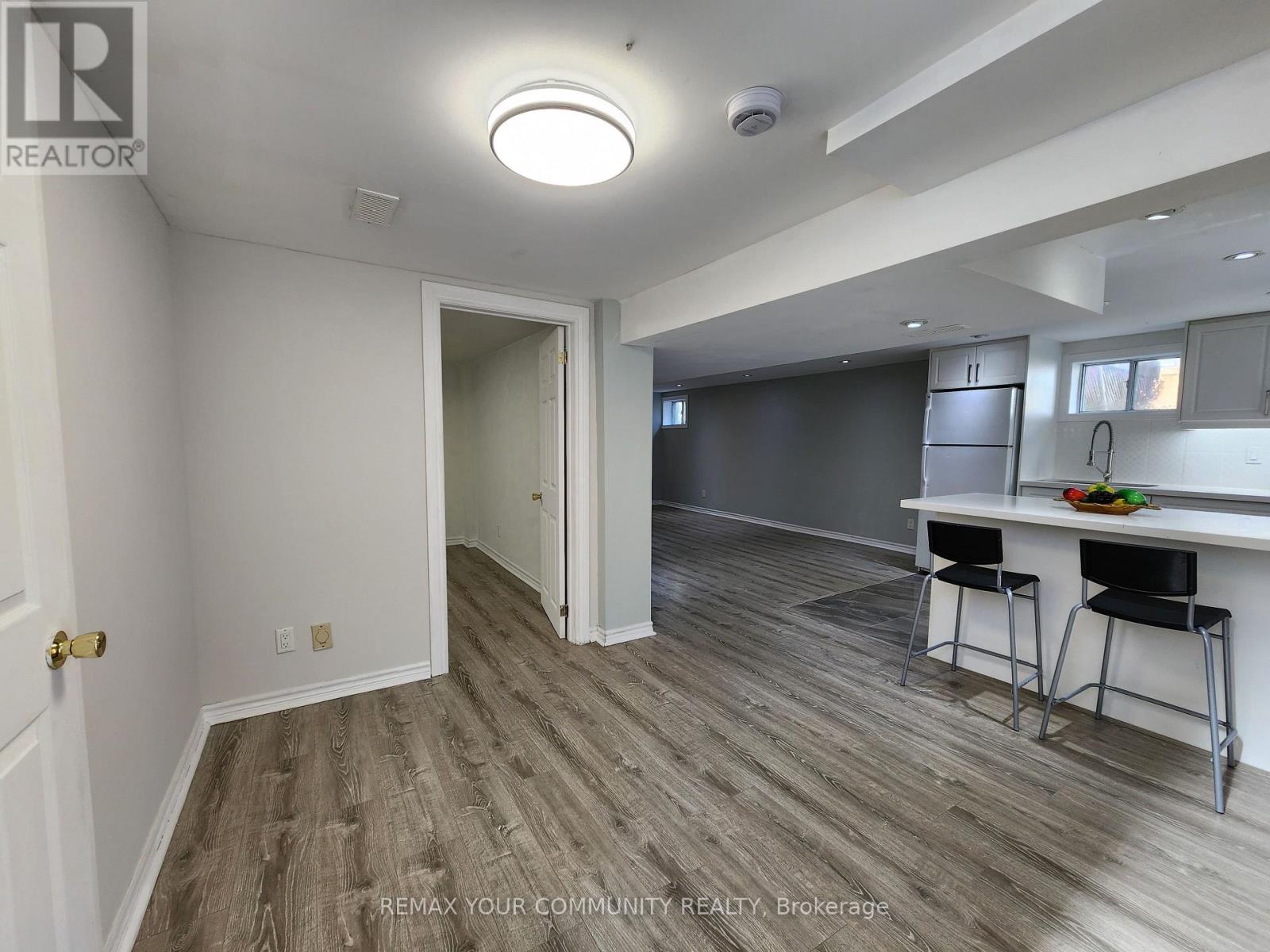 Lower Level - 387 Paliser Crescent N Property Photo 12