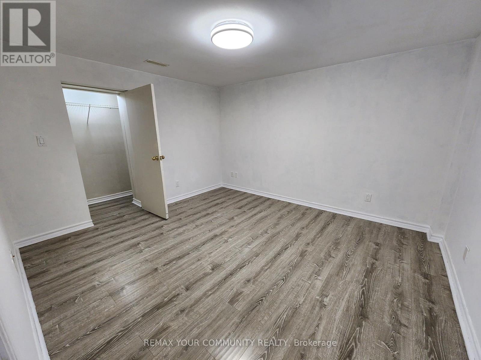 Lower Level - 387 Paliser Crescent N Property Photo 17