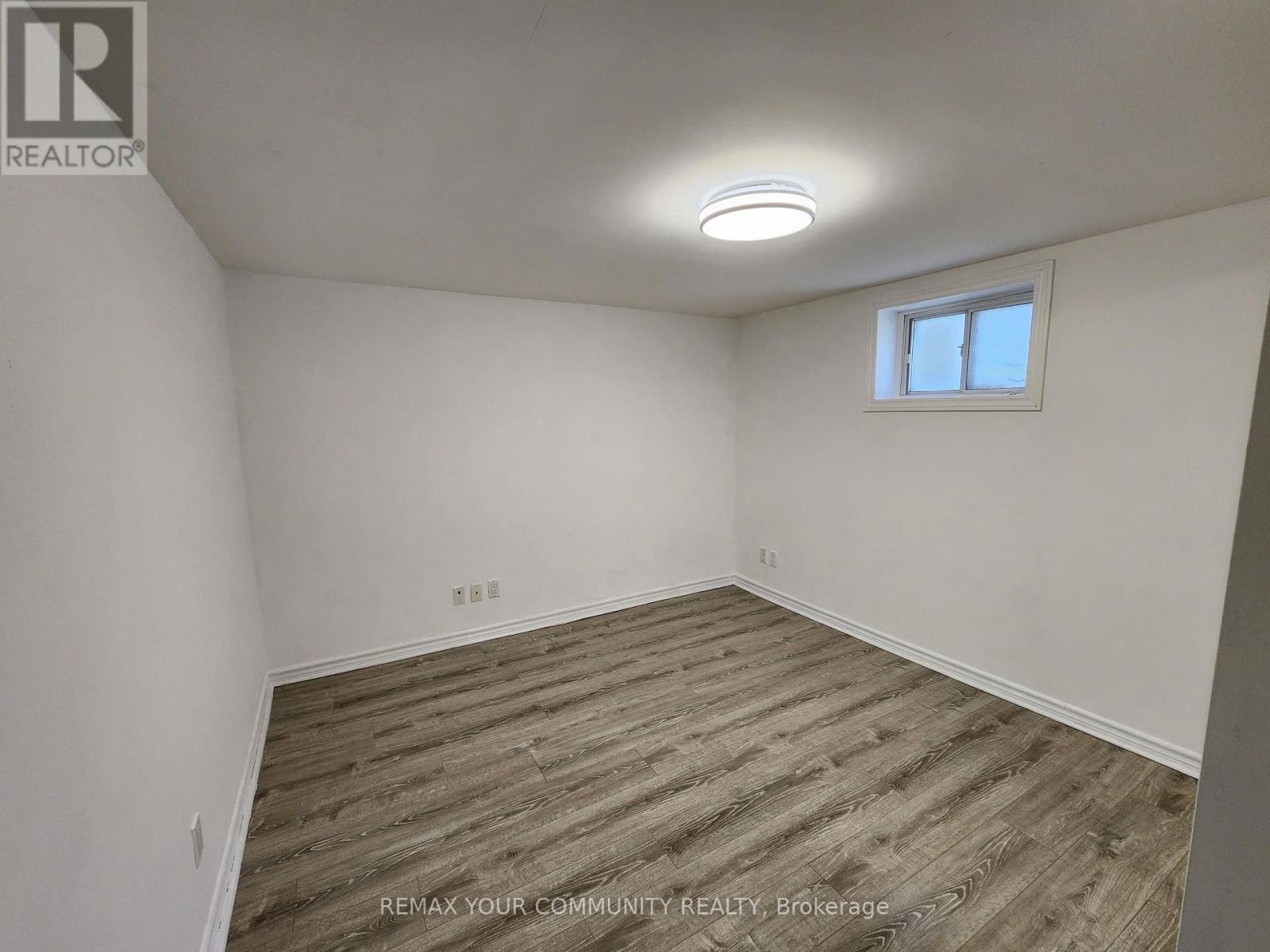 Lower Level - 387 Paliser Crescent N Property Photo 19