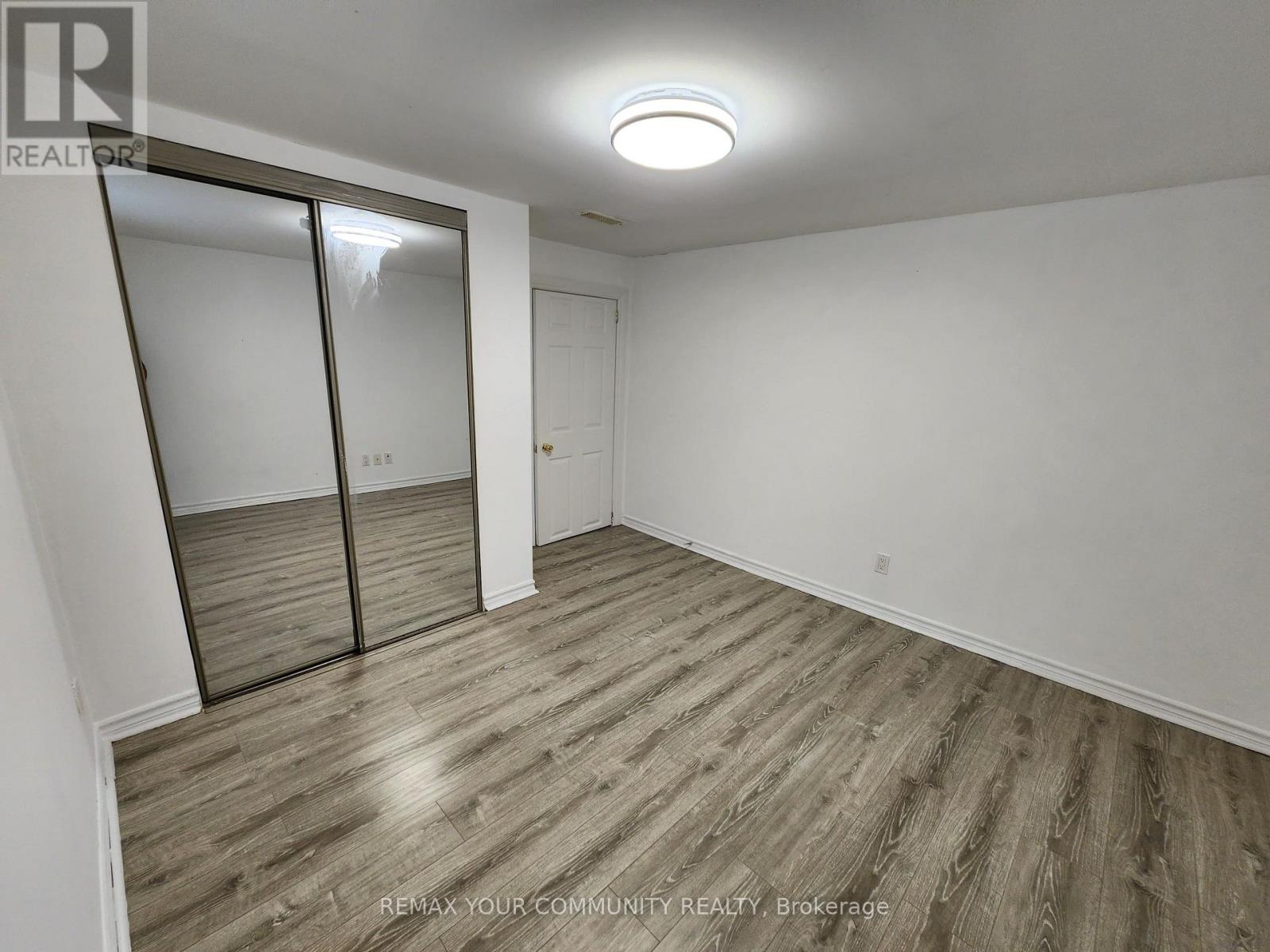 Lower Level - 387 Paliser Crescent N Property Photo 21