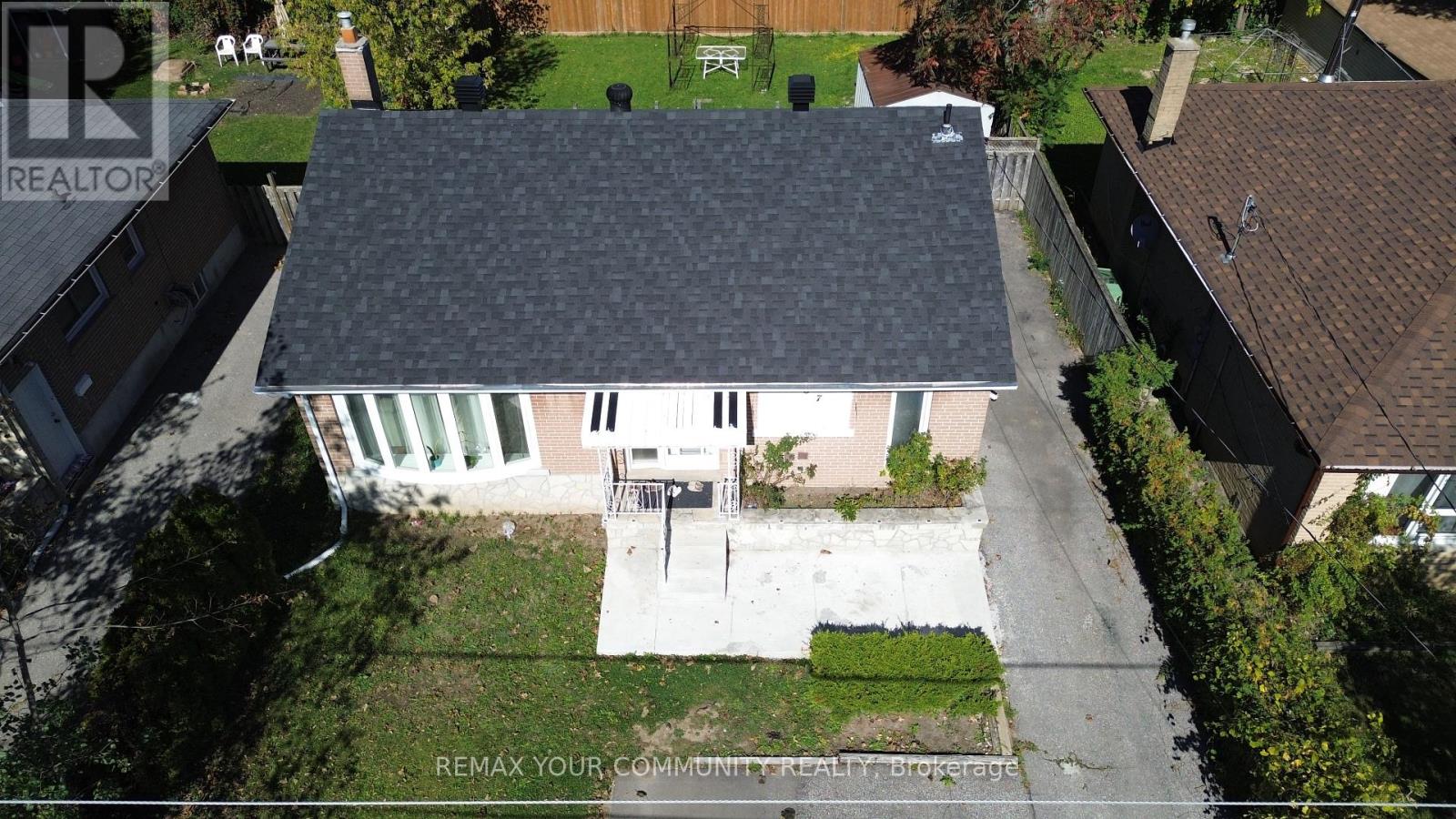 Lower Level - 387 Paliser Crescent N Property Photo 23
