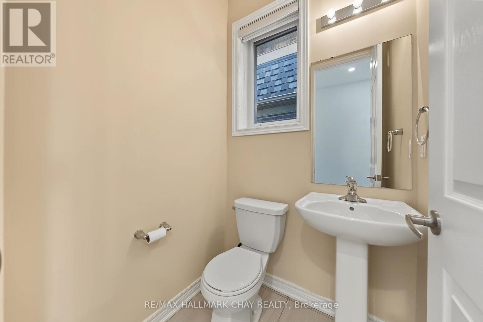 20 Atkinson Crescent Property Photo 6