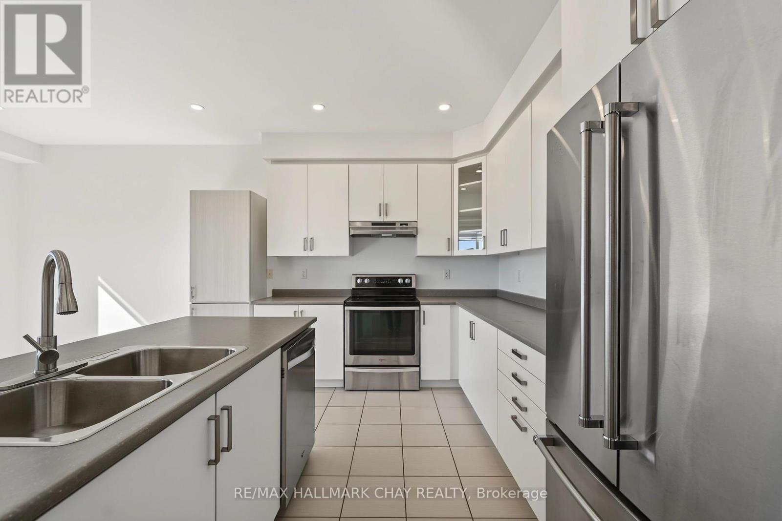 20 Atkinson Crescent Property Photo 17